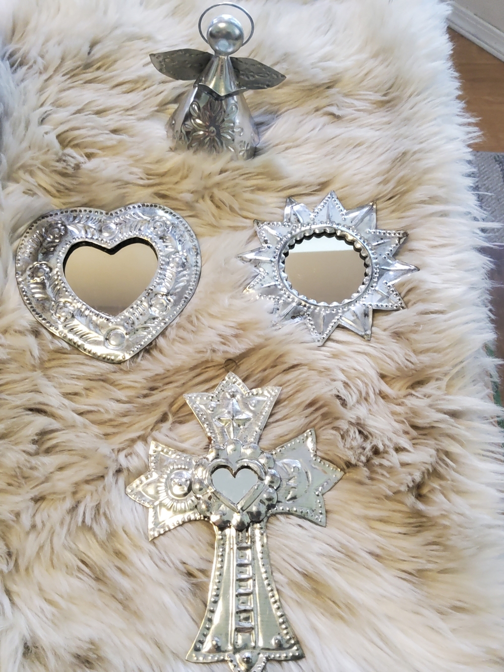 Mexican Tin Ornament Set Set of 4 VGUC ~ EUC